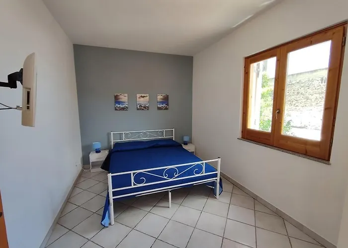 Eoliando Per Vacanze - Mare * Città di Lipari